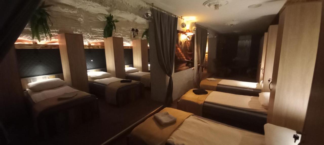 Zajazd Albatros Rzeszow Spa Екстер'єр фото