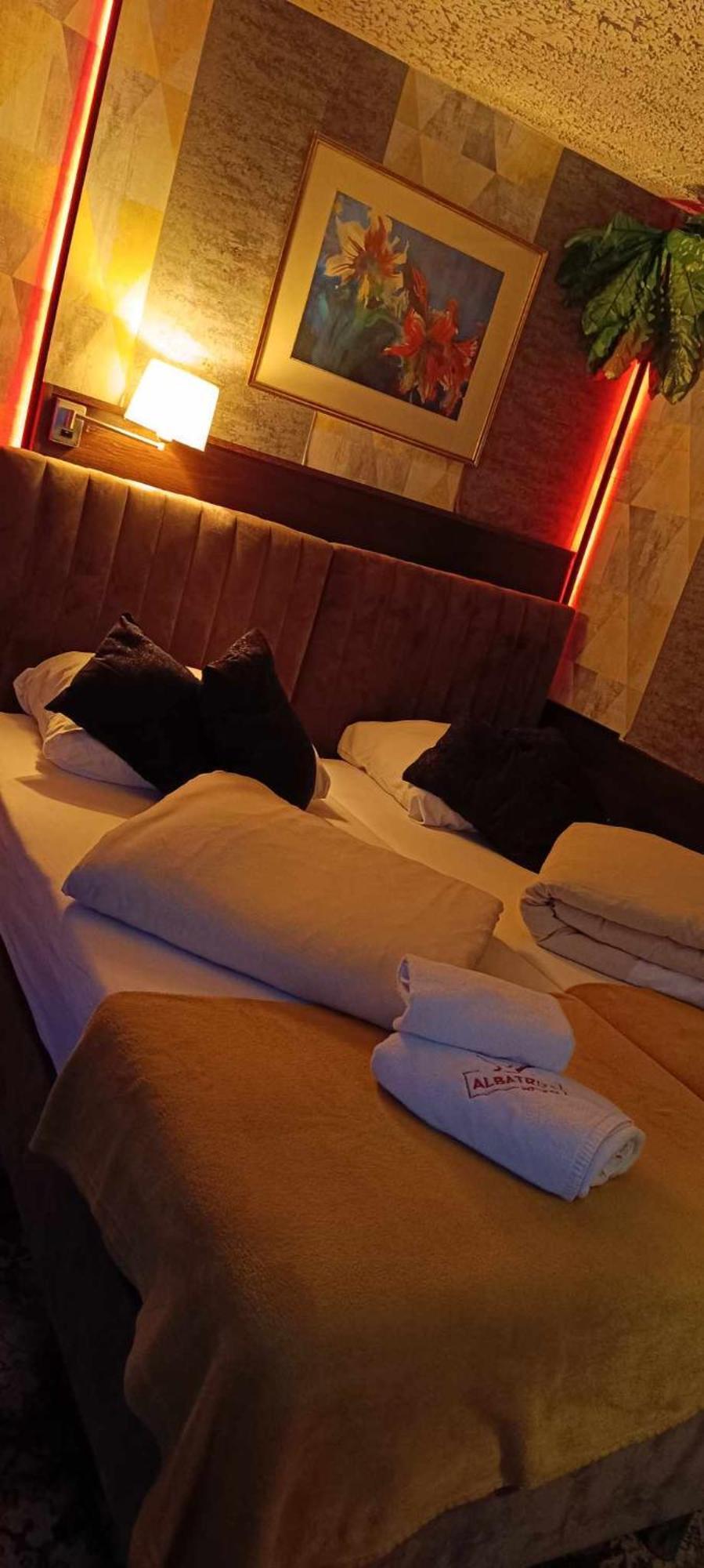 Zajazd Albatros Rzeszow Spa Екстер'єр фото