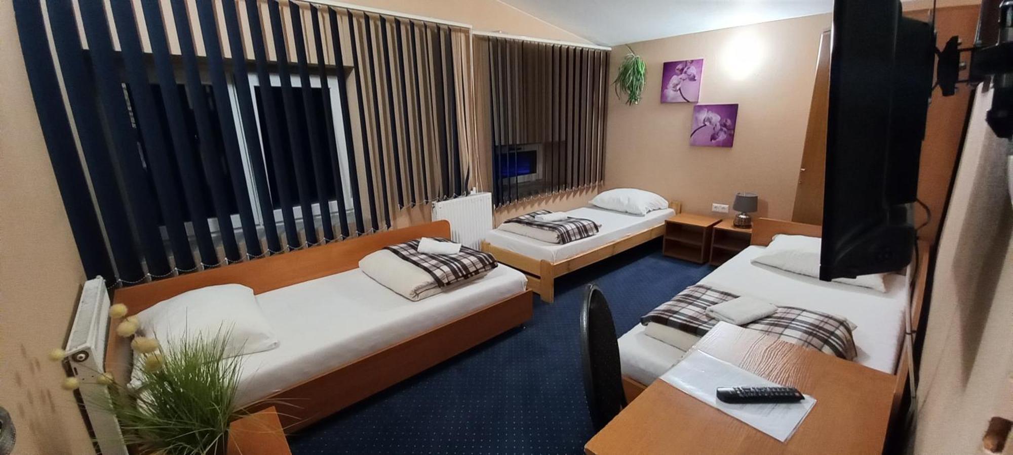 Zajazd Albatros Rzeszow Spa Екстер'єр фото