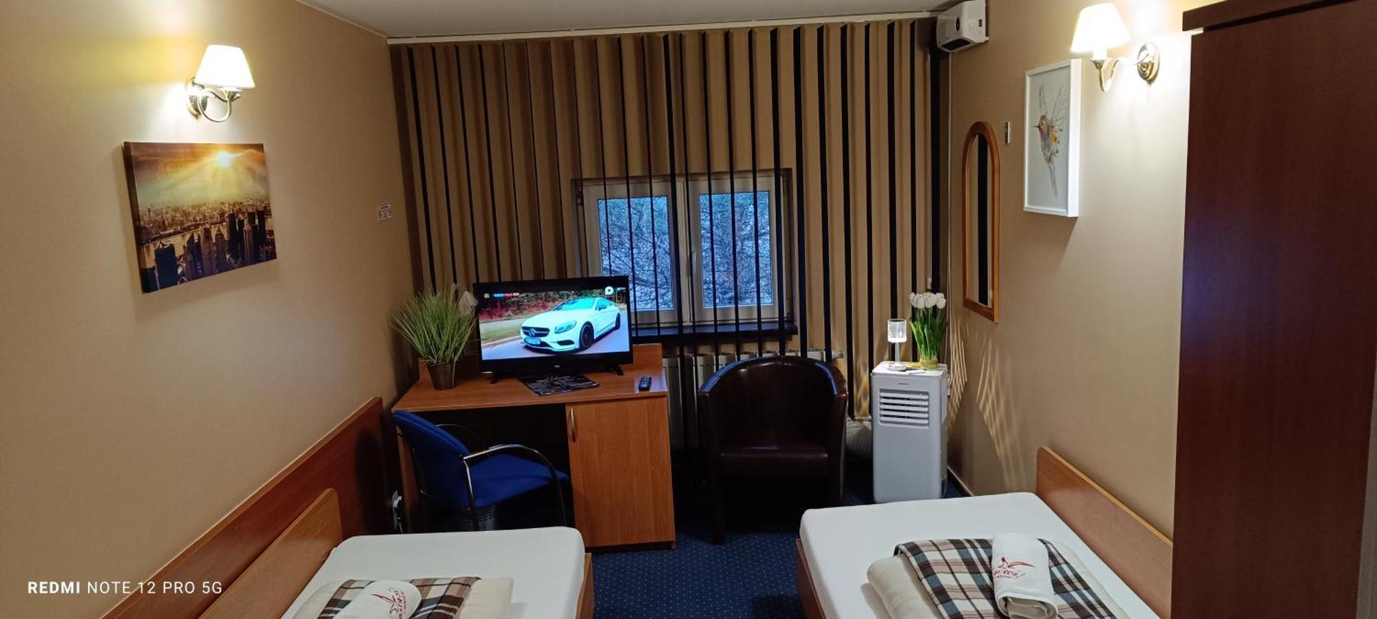 Zajazd Albatros Rzeszow Spa Екстер'єр фото