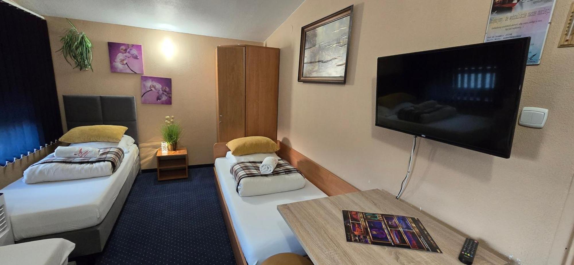 Zajazd Albatros Rzeszow Spa Екстер'єр фото