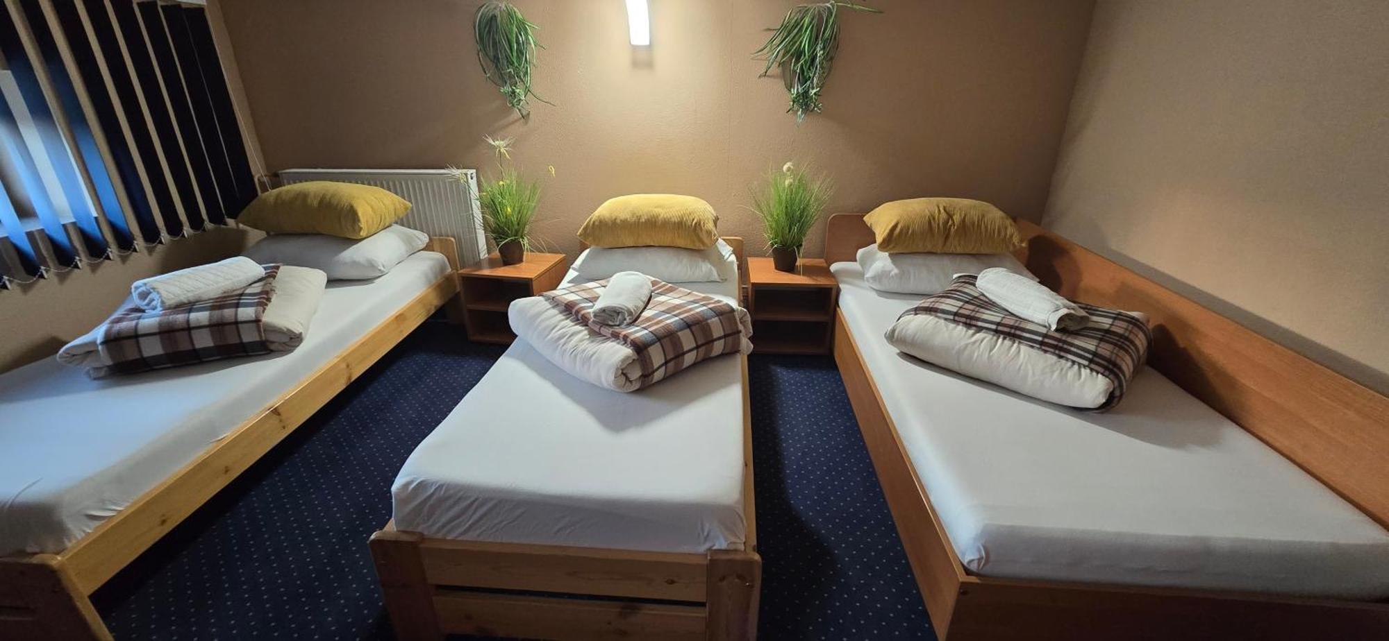 Zajazd Albatros Rzeszow Spa Екстер'єр фото